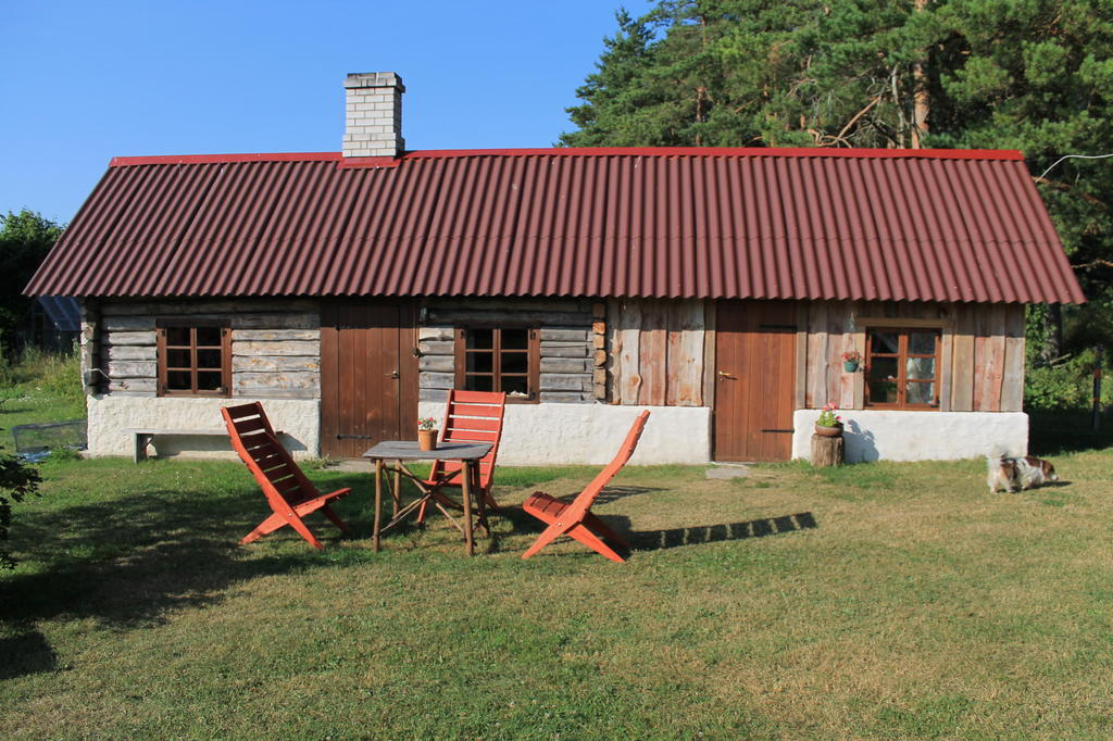 Maenni Summerhouse Kassari Bilik gambar